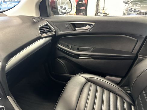 Certified 2022 Ford Edge SEL w/ Convenience Package image 26