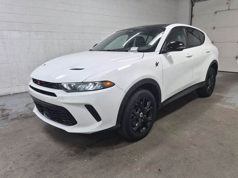 Used 2023 Dodge Hornet GT Plus w/ GT Blacktop Package AWD/4WD image 11