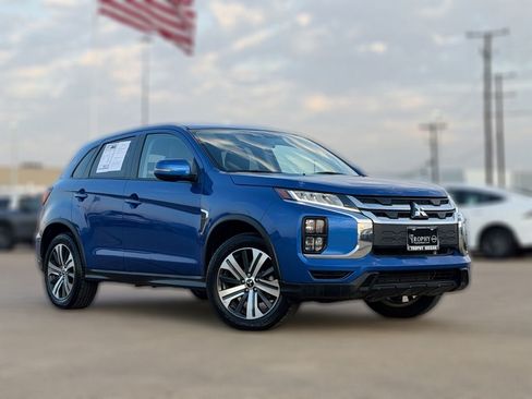 Used 2024 Mitsubishi Outlander Sport LE AWD/4WD image 2