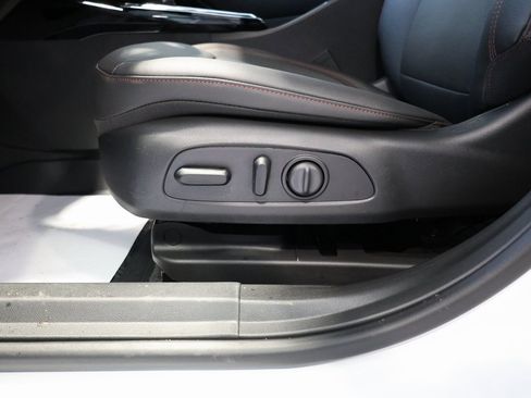 New 2026 Chevrolet Trax RS w/ Sunroof Package image 12