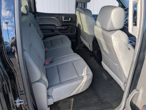 Used 2018 GMC Sierra 1500 SLT image 9