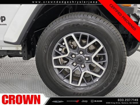 Certified 2025 Jeep Wrangler Unlimited Sahara AWD/4WD image 9