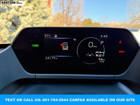 Used 2023 Subaru Solterra Premium image 16