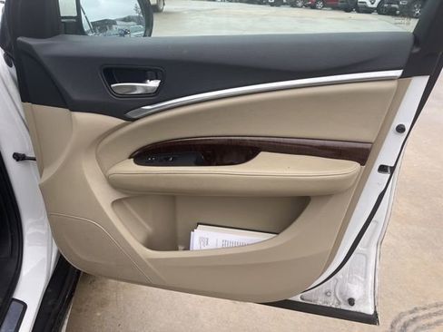 Used 2018 Acura MDX FWD image 13