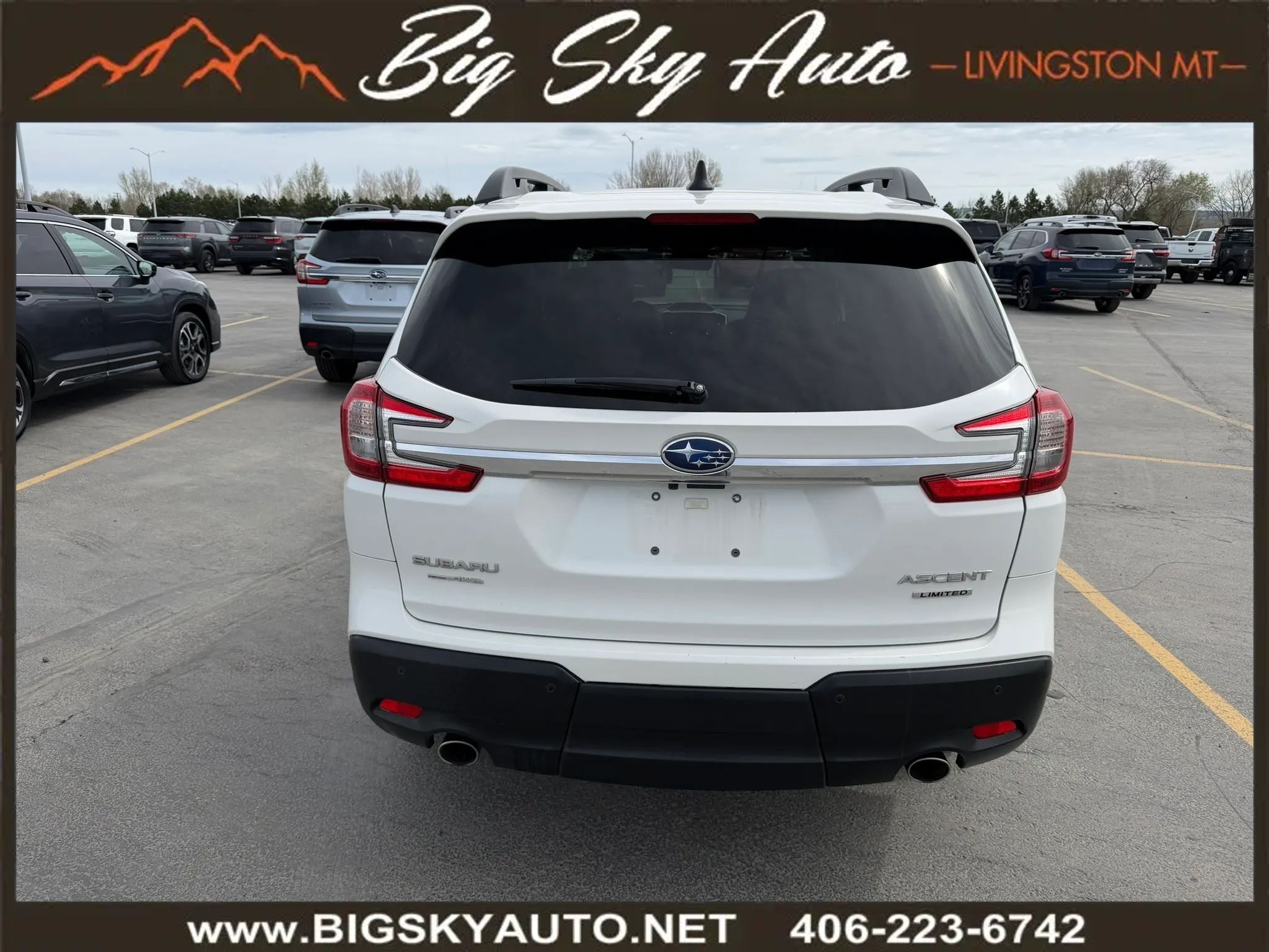 Used 2024 Subaru Ascent Limited w/ Technology Package AWD/4WD image 8