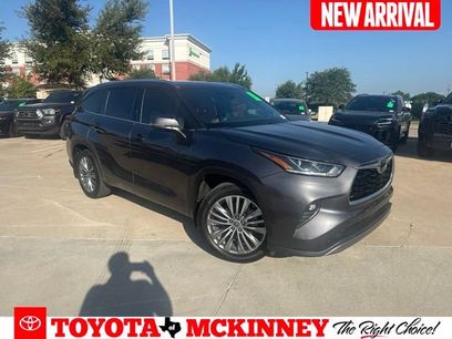 Used 2022 Toyota Highlander Platinum
