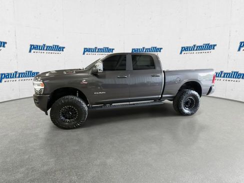 Used 2024 RAM 2500 Laramie AWD/4WD image 6