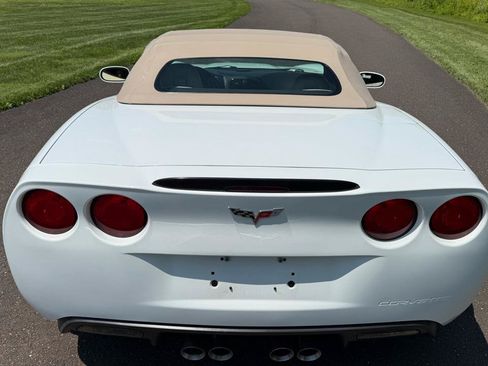 Used 2012 Chevrolet Corvette Grand Sport w/ 2LT Preferred Equipment Group RWD image 16