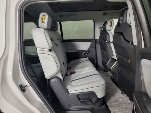 Used 2024 Rivian R1S Adventure AWD/4WD image 23