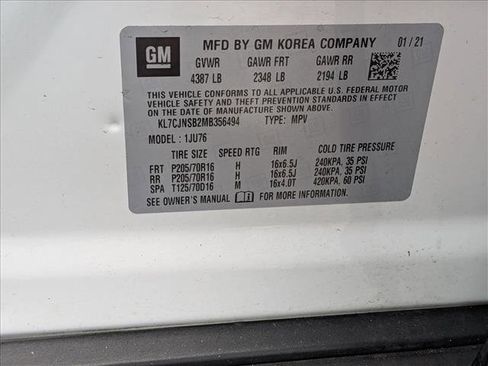 Used 2021 Chevrolet Trax LS w/ Tint and Cruise Package image 23