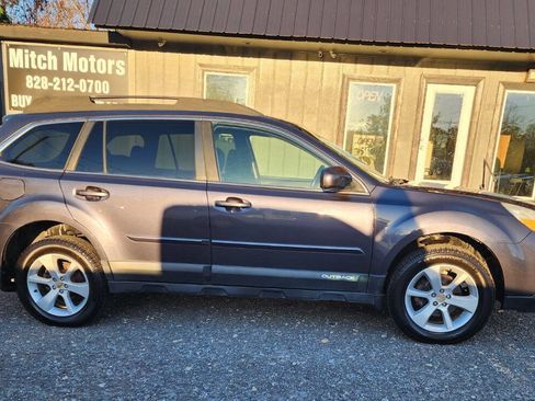 Used 2013 Subaru Outback 2.5i Premium w/ All-Weather Pkg image 3