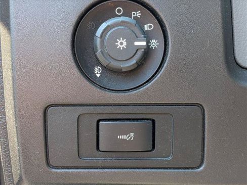 Used 2014 Ford F150 XLT w/ Equipment Group 302A Luxury RWD image 17