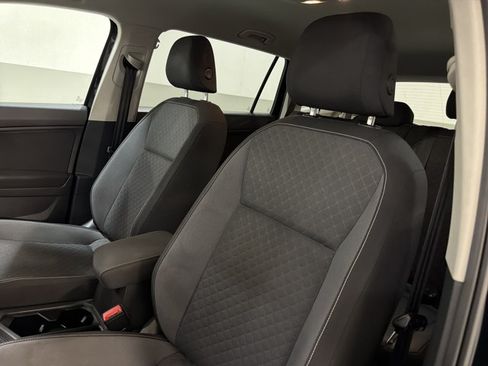 Used 2021 Volkswagen Tiguan S FWD image 14