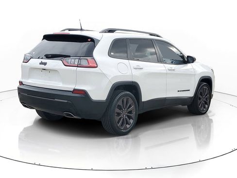 Used 2021 Jeep Cherokee Latitude Lux 80th Anniv w/ Quick Order Package 26U 80TH FWD image 4