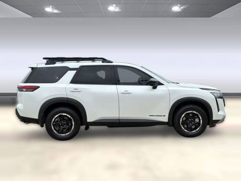 New 2026 Nissan Pathfinder Rock Creek image 8