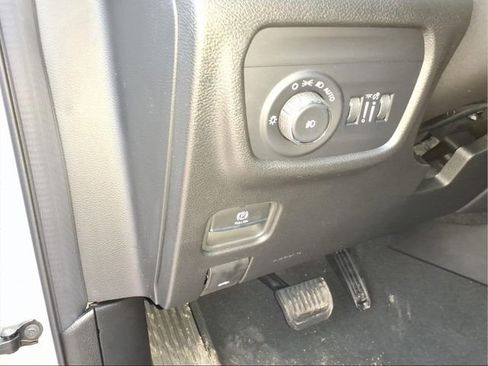 New 2025 Jeep Grand Cherokee Limited image 14