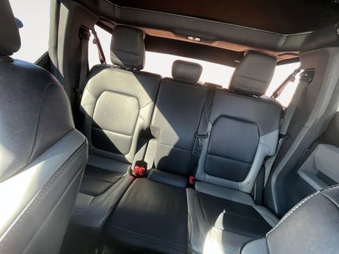 Used 2022 Ford Bronco Black Diamond image 13