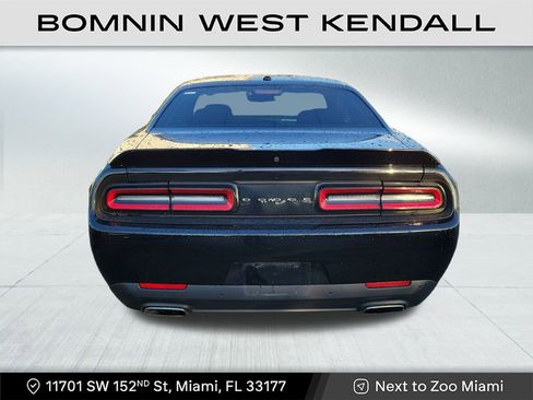 Used 2022 Dodge Challenger GT image 5