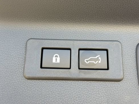 Certified 2026 Subaru Forester Premium AWD/4WD image 32