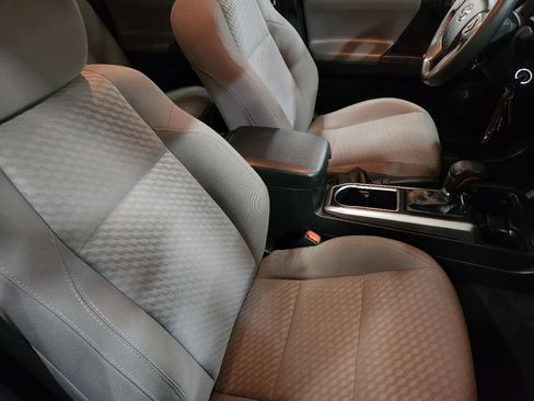 Used 2022 Toyota Tacoma SR5 image 30