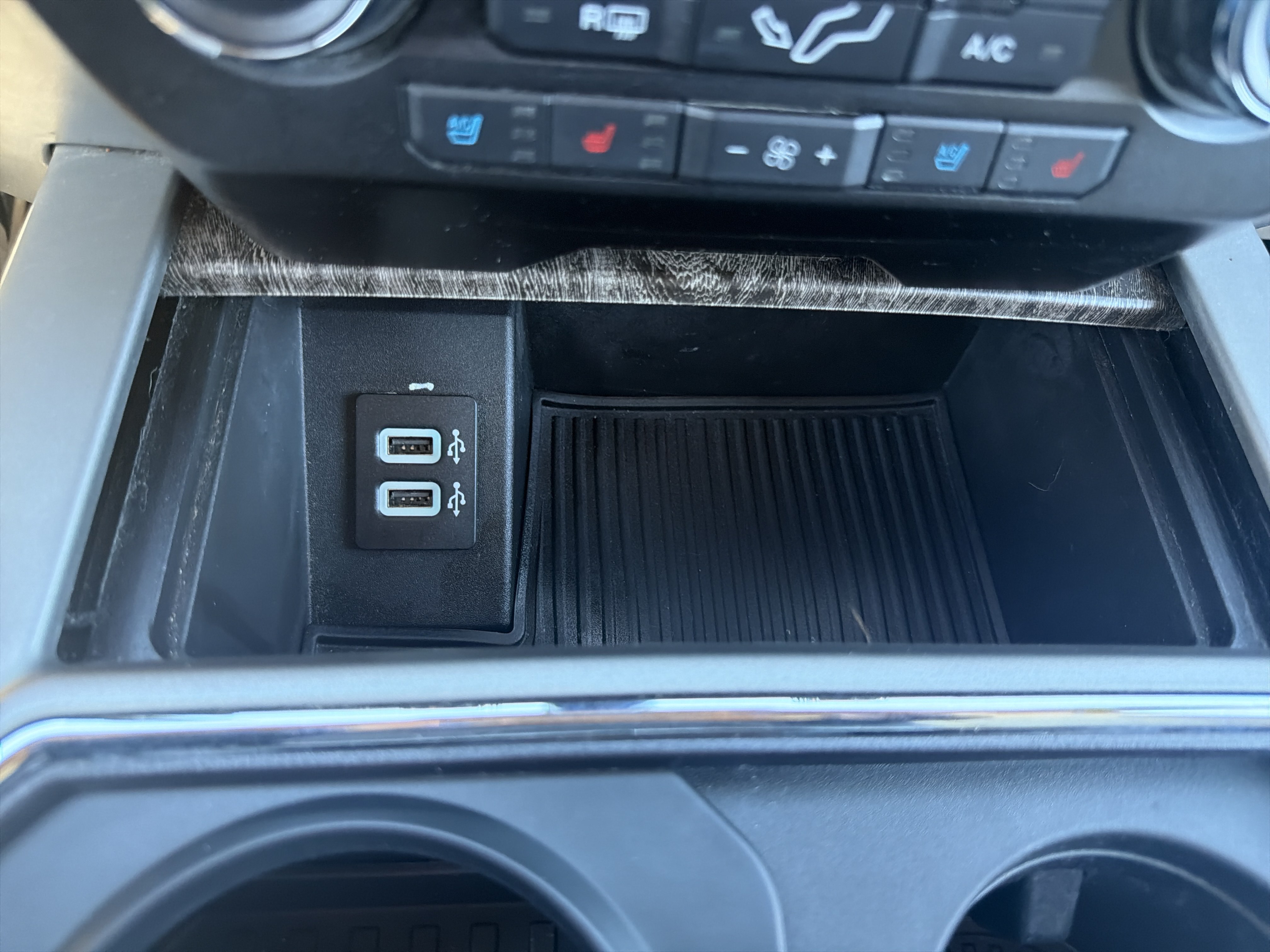 Used 2019 Ford F350 Lariat w/ Lariat Ultimate Package AWD/4WD image 29