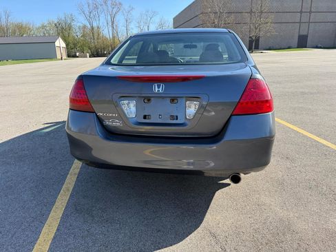 Used 2006 Honda Accord VP image 6