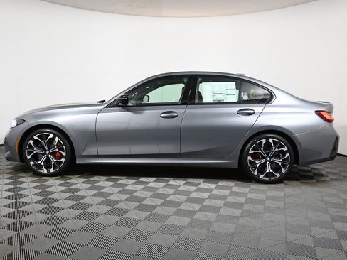 New 2026 BMW 330i xDrive Sedan w/ M Sport Package image 2