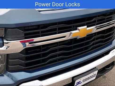 Certified 2025 Chevrolet Silverado 2500 LT w/ Convenience Package image 30