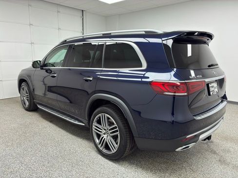 Used 2022 Mercedes-Benz GLS 450 4MATIC image 9