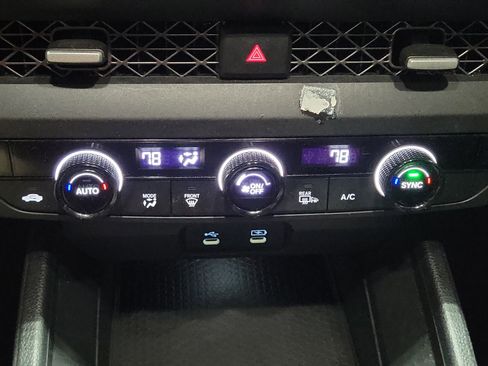 Used 2023 Honda Accord EX image 27