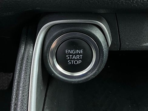 Used 2025 Toyota Grand Highlander XLE image 28