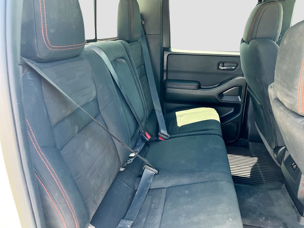 Used 2022 Nissan Frontier PRO-4X w/ Technology Package AWD/4WD image 25