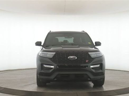 Used 2023 Ford Explorer ST w/ Technology Package image 12