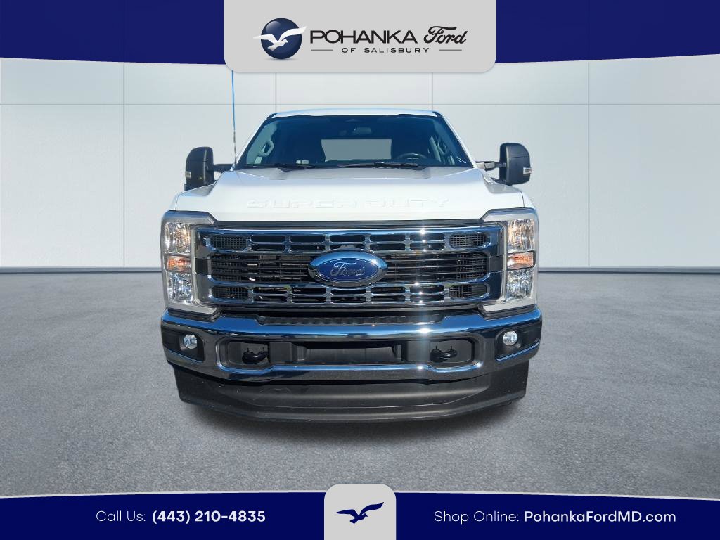 Used 2026 Ford F250 XLT AWD/4WD image 2