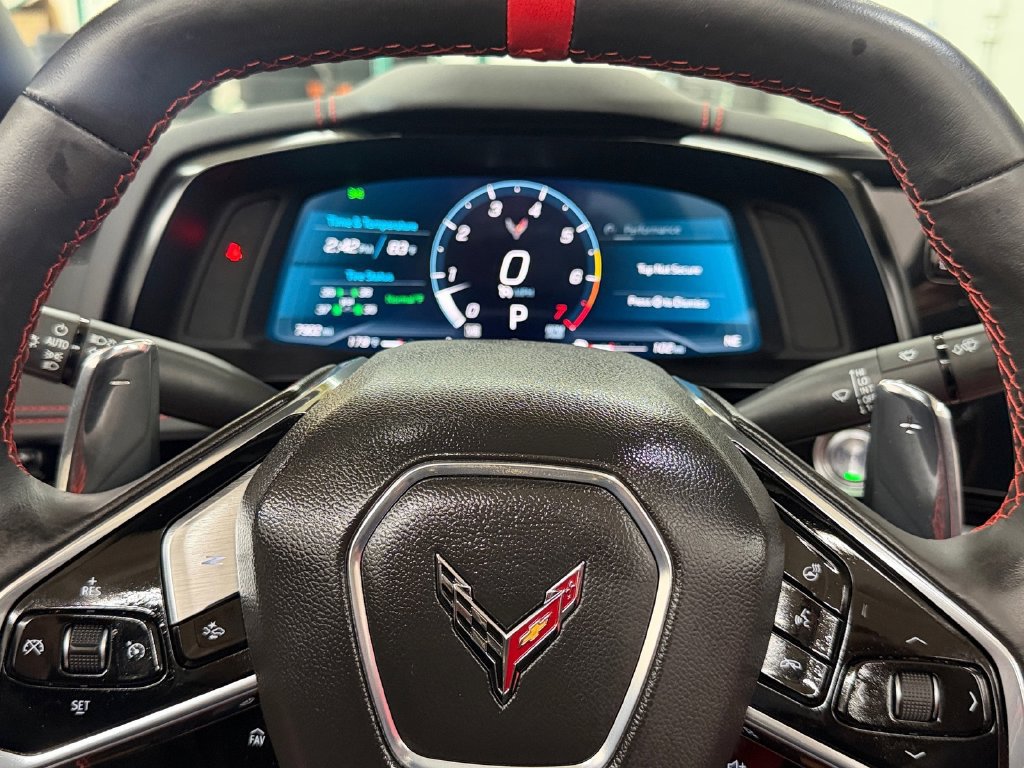 Used 2024 Chevrolet Corvette Stingray Preferred Conv w/ Z51 Performance Package RWD image 18