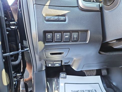 Used 2021 Nissan Murano SV AWD/4WD image 11