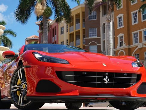 Used 2022 Ferrari Portofino M image 53