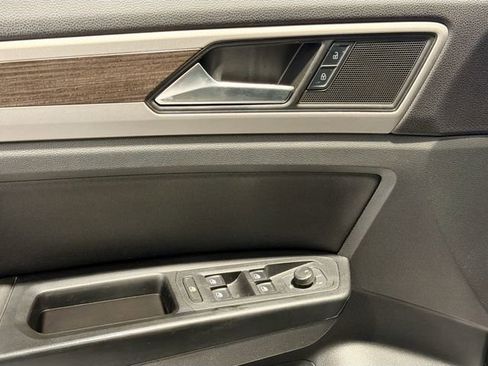 Used 2020 Volkswagen Atlas SE w/ Panoramic Sunroof Package image 15