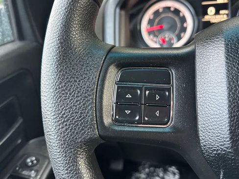 Used 2019 RAM 1500 Express image 22