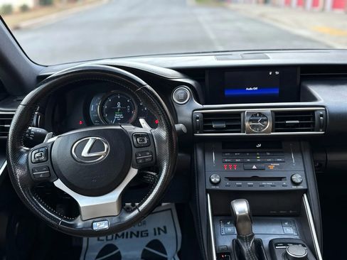 Used 2020 Lexus IS 350 F Sport w/ F Sport Package image 20