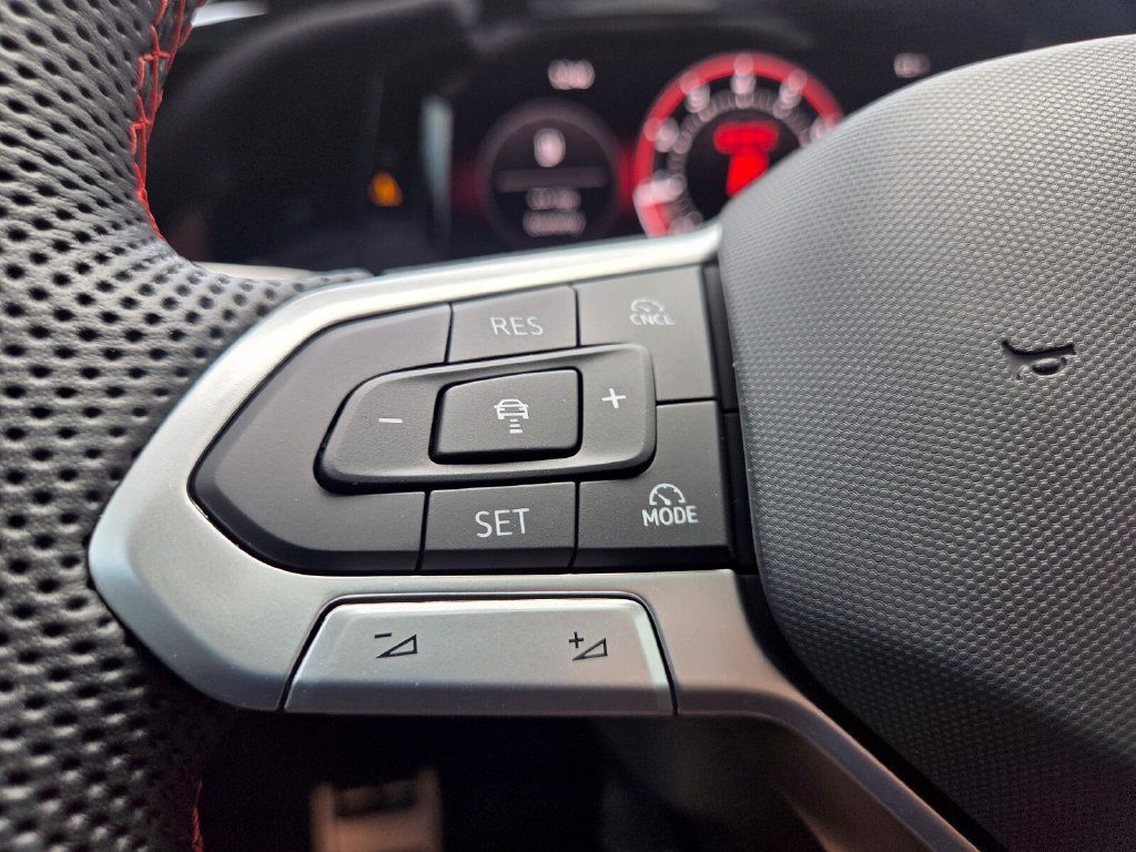 Certified 2026 Volkswagen GTI SE FWD image 12