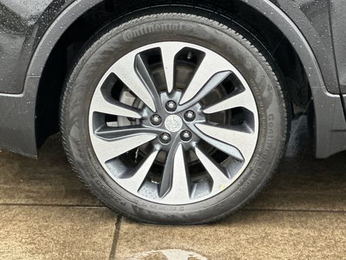 Used 2021 Buick Encore Preferred image 23