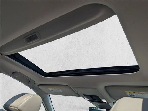 Certified 2022 Honda Civic Touring image 19