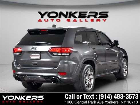 Used 2019 Jeep Grand Cherokee SRT image 10