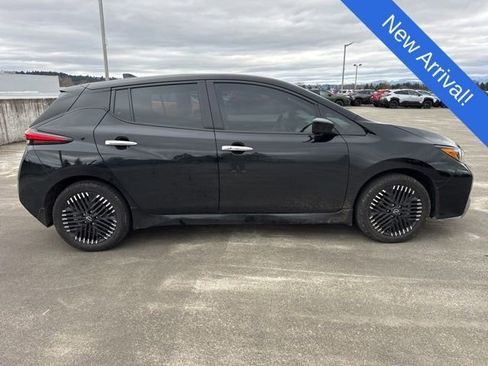 Used 2023 Nissan Leaf SV Plus image 8