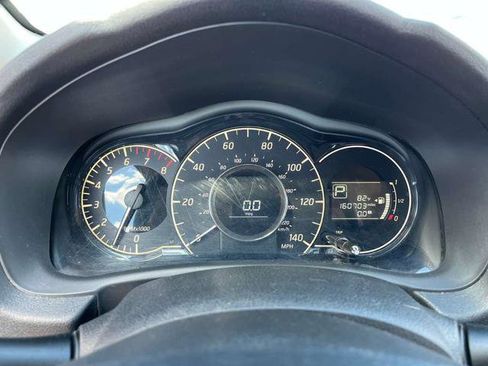 Used 2015 Nissan Versa Note SV image 25