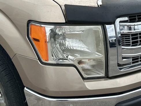 Used 2014 Ford F150 XLT w/ Equipment Group 302A Luxury AWD/4WD image 4