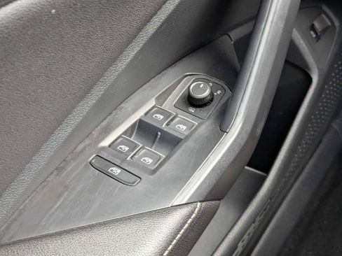 Used 2025 Volkswagen Jetta S FWD image 17