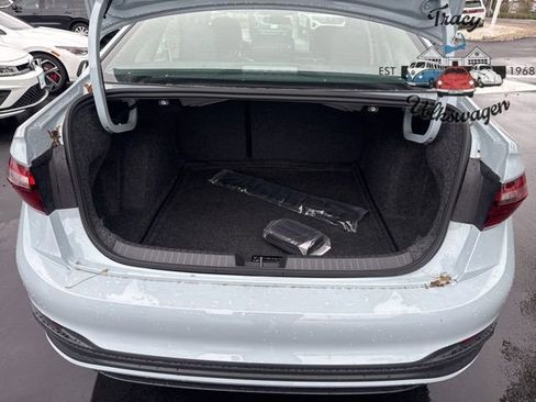 New 2025 Volkswagen Jetta SE image 21