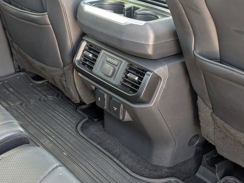 Used 2025 Ford F150 Raptor image 34